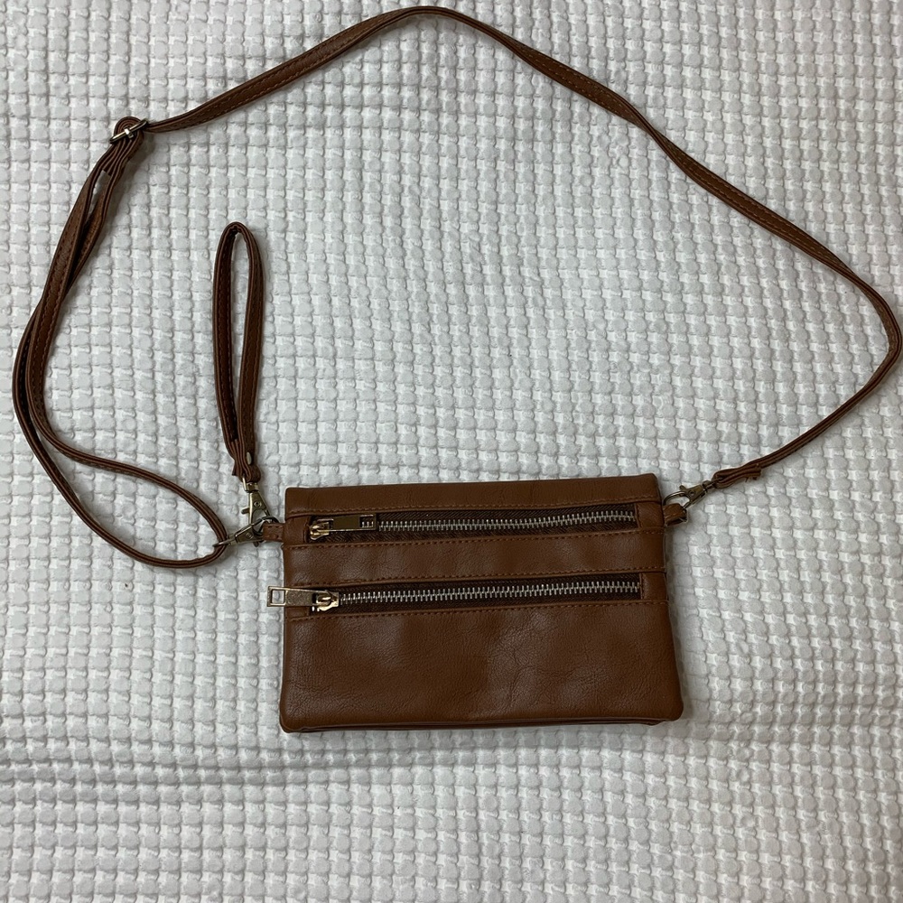 ‼️🛍3/10🛍‼️Tan purse
